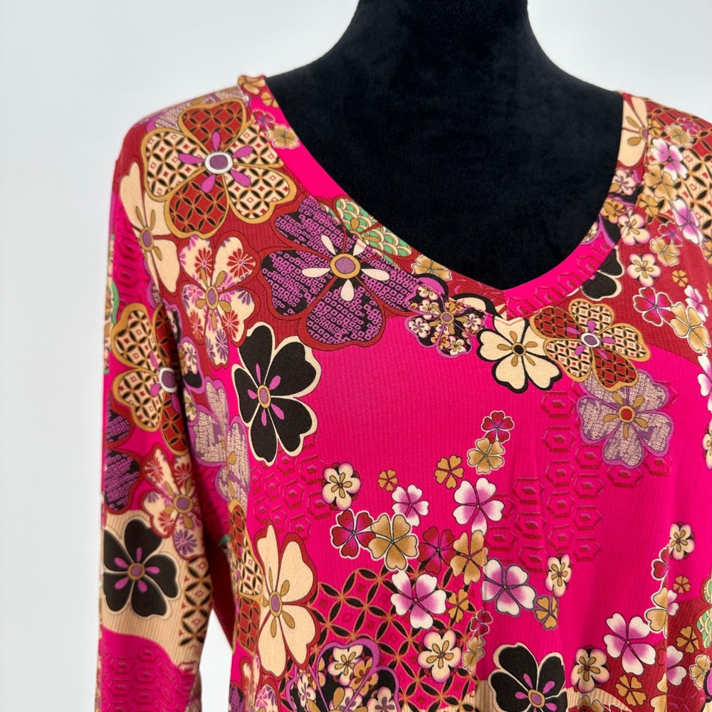 Johnny Was Yama Favorite 3/4 Sleeve V-Neck Swing Tee Floral Boho Pink Large - Picture 4 of 7
